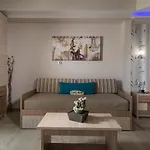 Anthemida شقة *