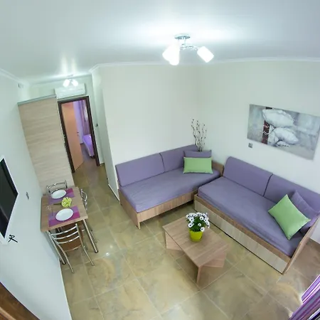 Apartment Anthemida *