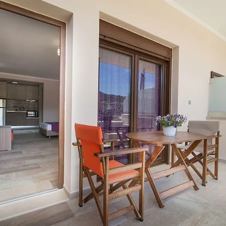 Apartamento Anthemida *