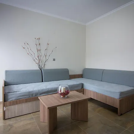 Anthemida * سيكيا